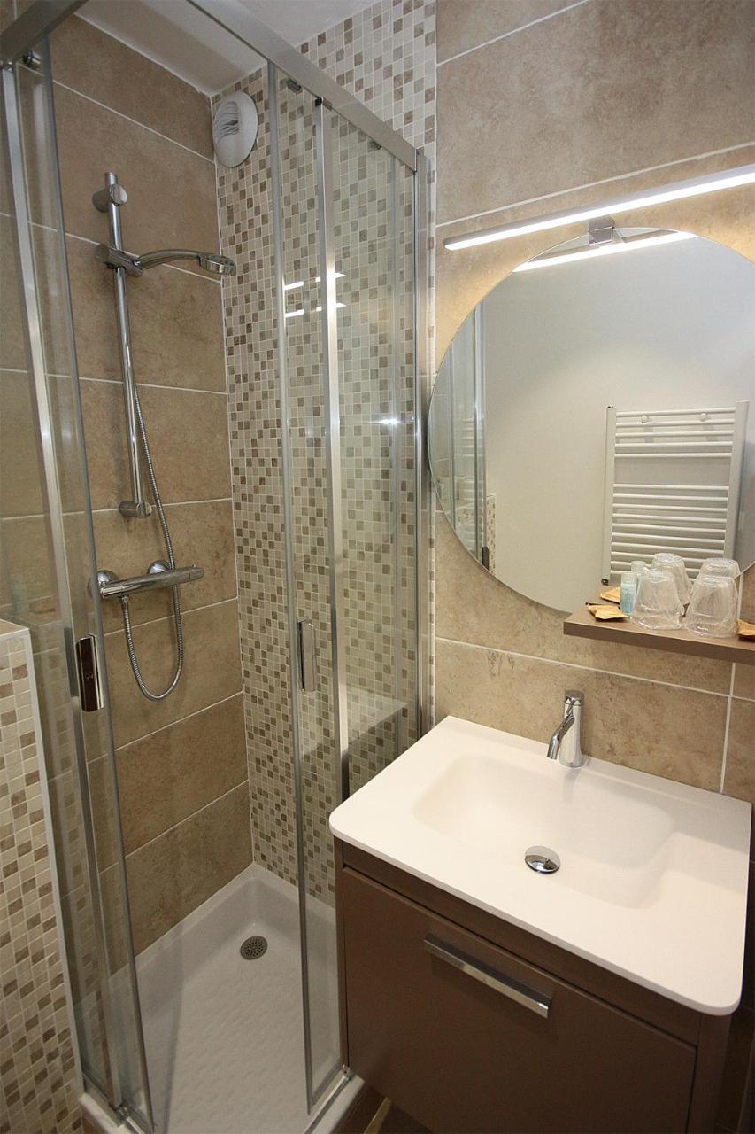 Hotel Le Chamois D'Or, Ussim Vacances Meribel Bagian luar foto