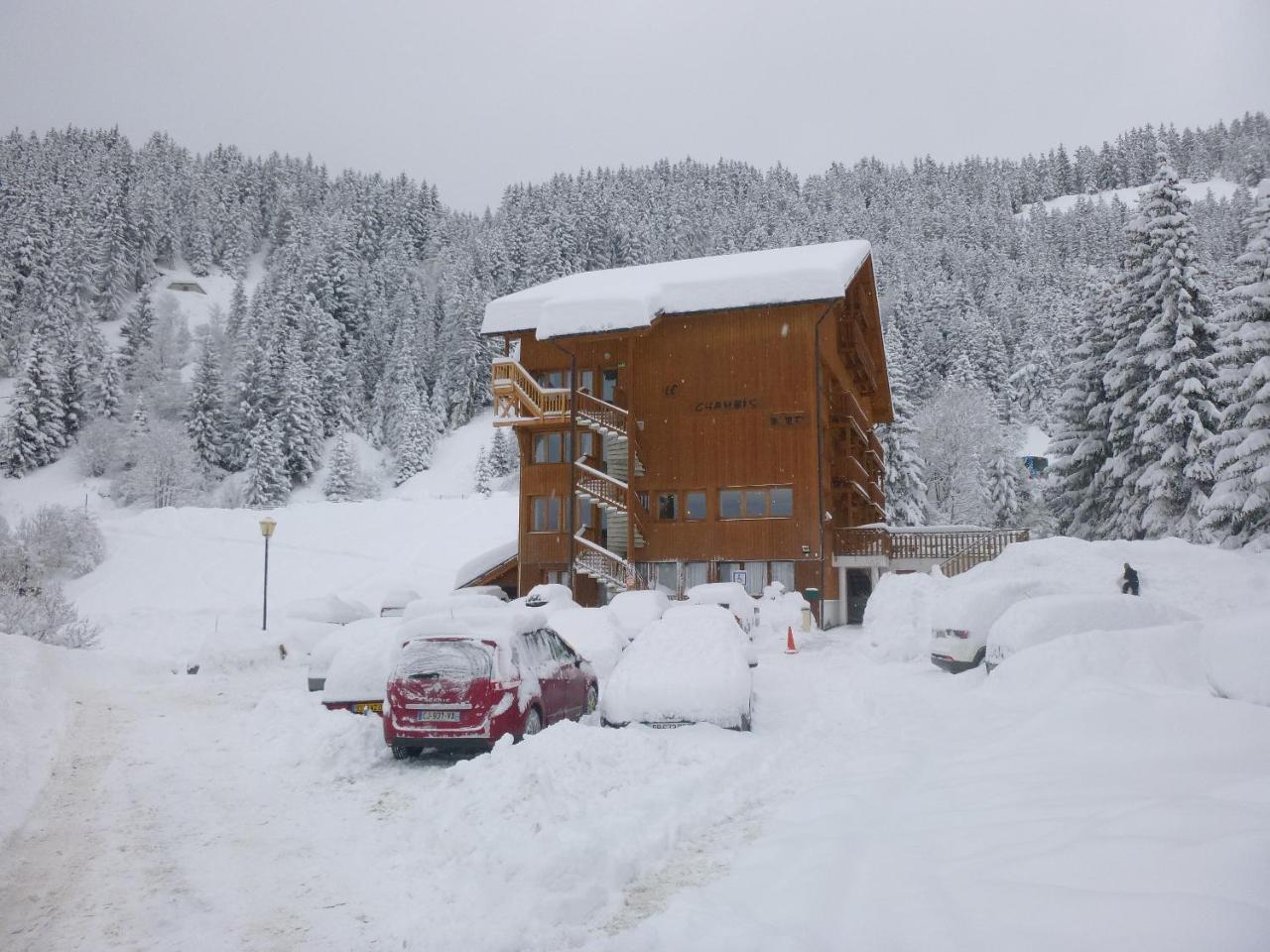 Hotel Le Chamois D'Or, Ussim Vacances Meribel Bagian luar foto
