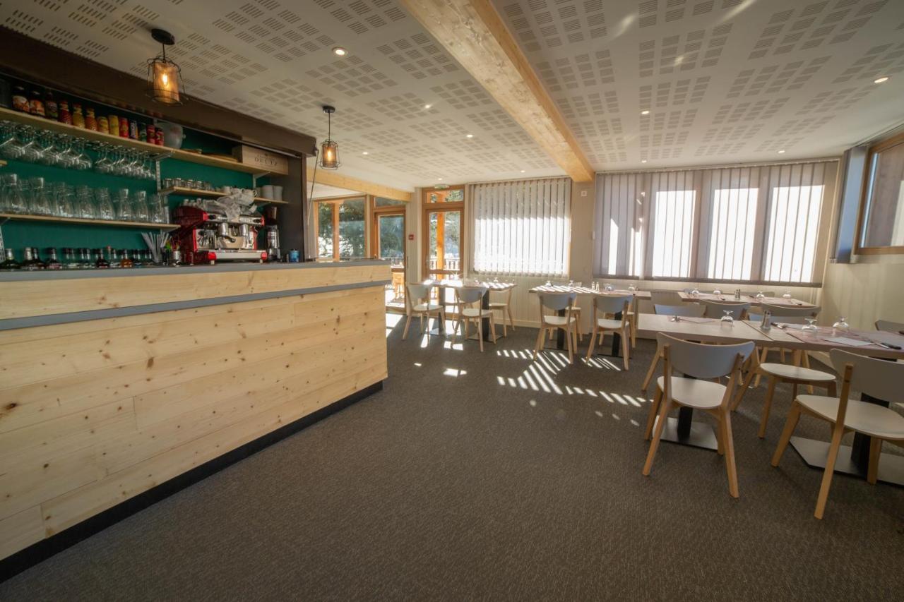 Hotel Le Chamois D'Or, Ussim Vacances Meribel Bagian luar foto