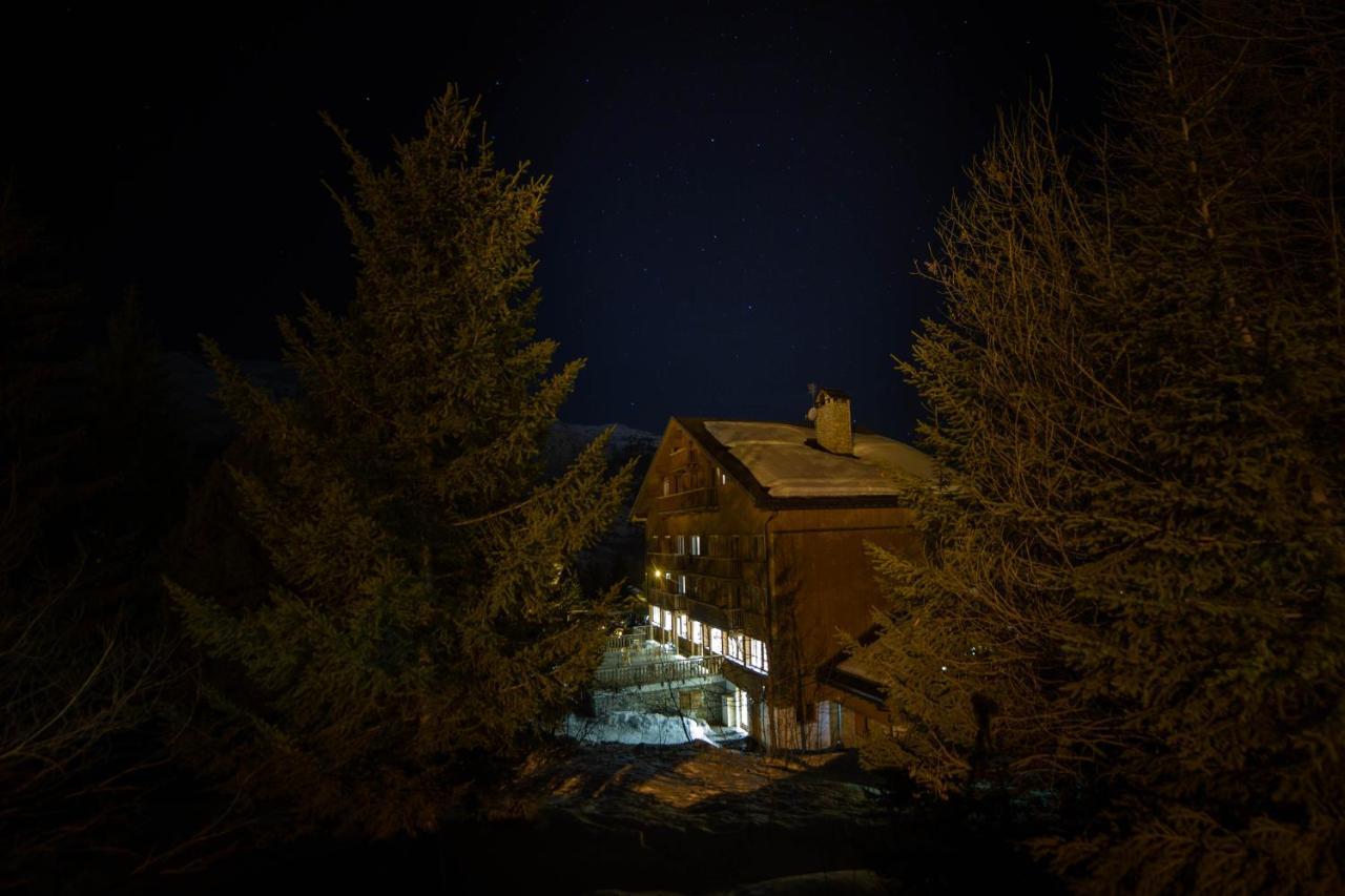 Hotel Le Chamois D'Or, Ussim Vacances Meribel Bagian luar foto